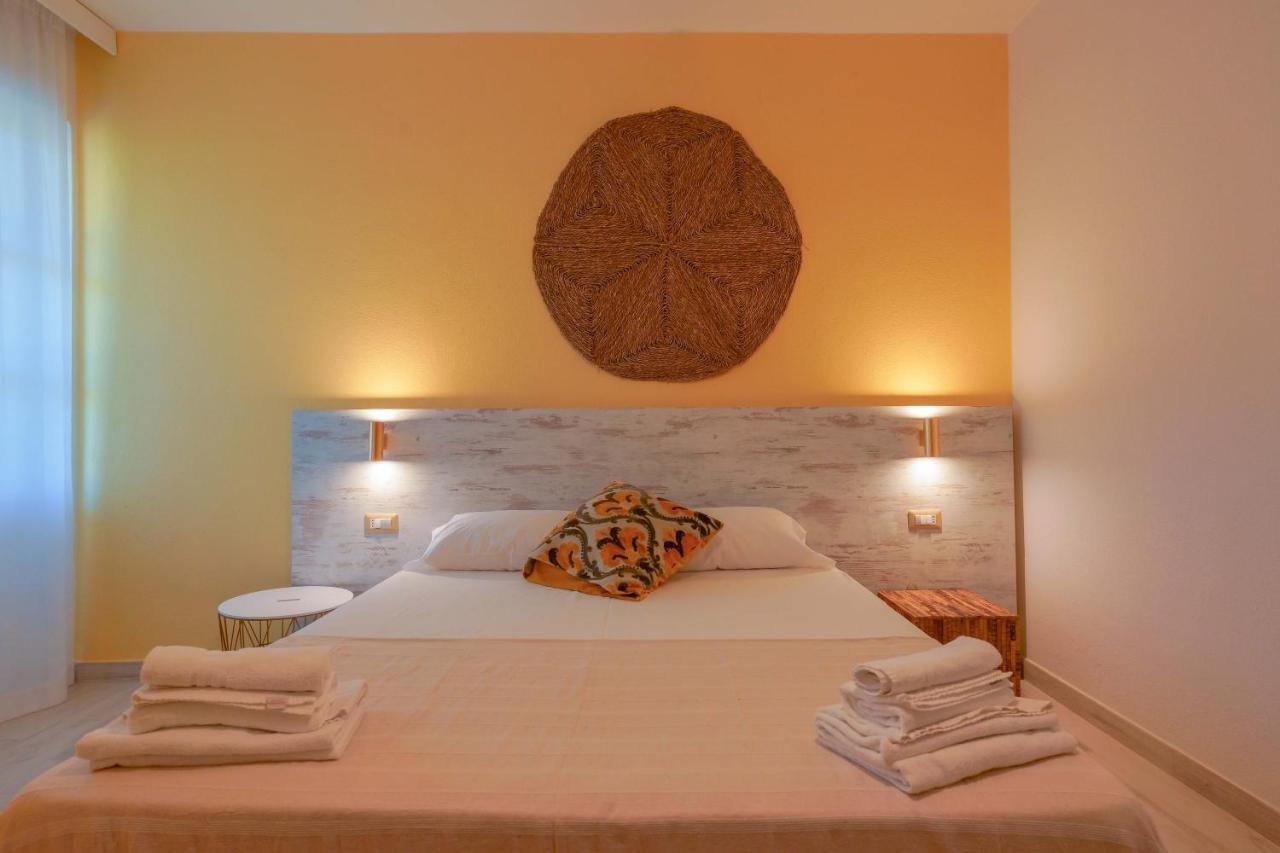 Hotel Maison Del Sole Terra Mala Bagian luar foto