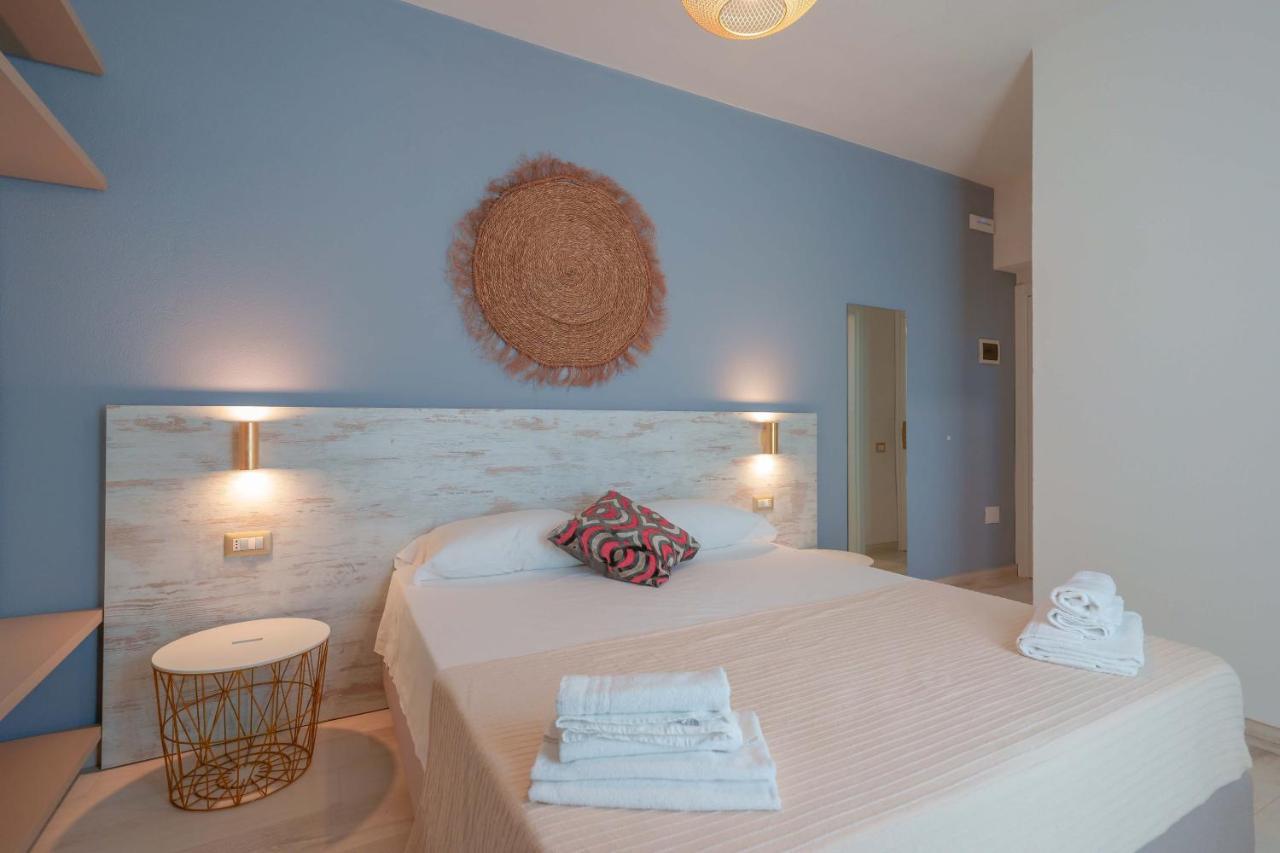 Hotel Maison Del Sole Terra Mala Bagian luar foto